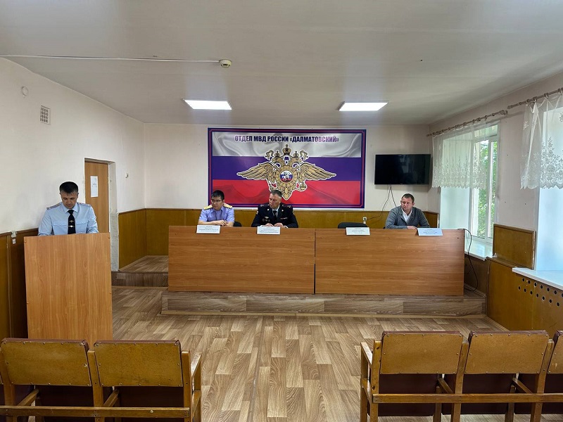 Подведены итоги оперативно - служебной деятельности ОМВД &quot;Далматовский&quot; за 1 полугодие 2025 год.