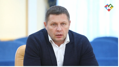 О правилах пожарной безопасности рассказывает заместитель губернатора Станислав Носков.. О правилах пожарной безопасности рассказывает заместитель губернатора Станислав Носков..
